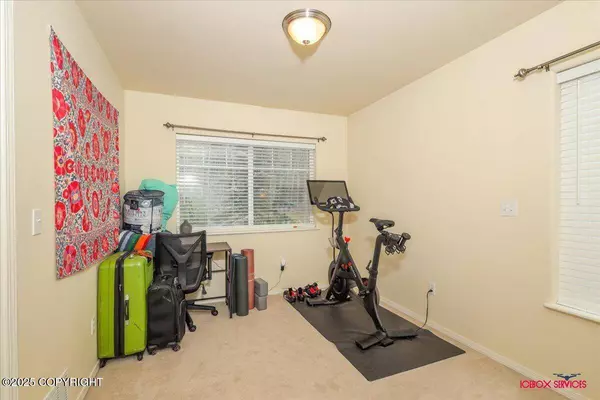 20145 Riverside DR #4B, Eagle River, AK 99577