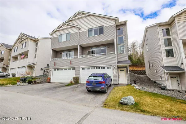 20145 Riverside DR #4B, Eagle River, AK 99577