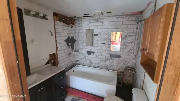 2955 Tamar CIR, Wasilla, AK 99654