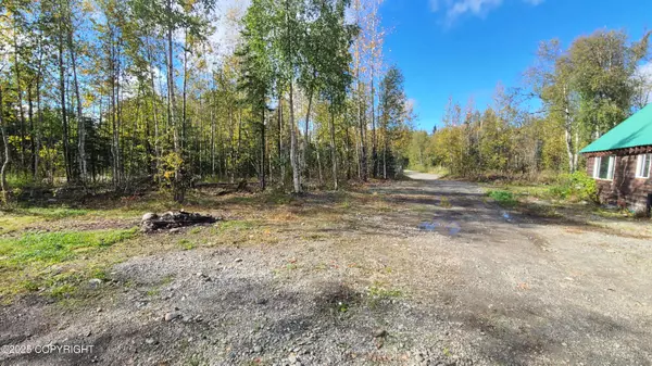 2955 Tamar CIR, Wasilla, AK 99654