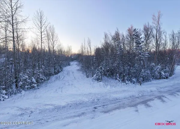 3700 S Krisun, Wasilla, AK 99654