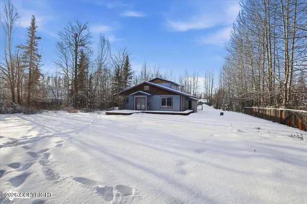 265 N Tatlow DR, Palmer, AK 99645