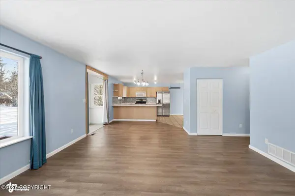 265 N Tatlow DR, Palmer, AK 99645