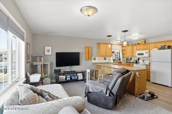 1790 E Neil CIR, Wasilla, AK 99654