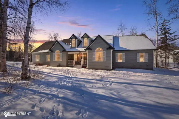 2957 E Wanamingo DR, Wasilla, AK 99654