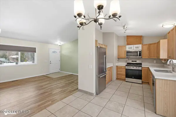 2300 N Iliamna DR, Wasilla, AK 99654