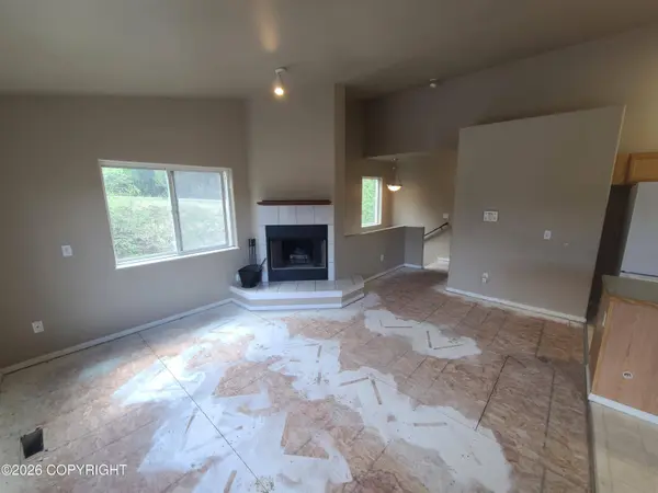 17342 Flintwood PL 81, Eagle River, AK 99577