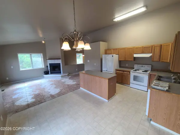 17342 Flintwood PL 81, Eagle River, AK 99577