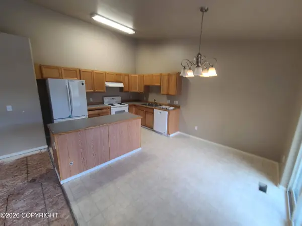 17342 Flintwood PL 81, Eagle River, AK 99577