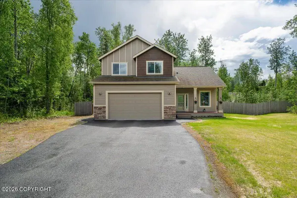 4660 E Mary Martin DR, Wasilla, AK 99654