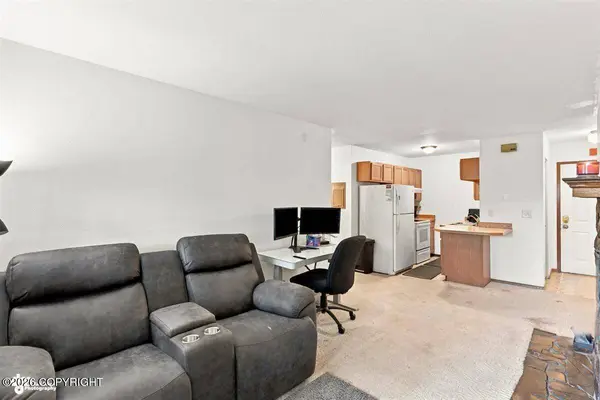 9710 Vanguard DR #86, Anchorage, AK 99507