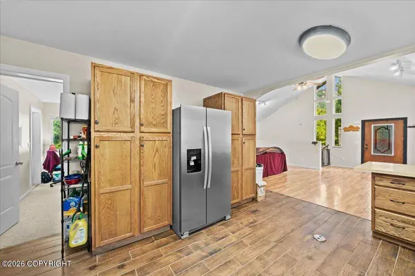 17205 E Idle DR, Palmer, AK 99645