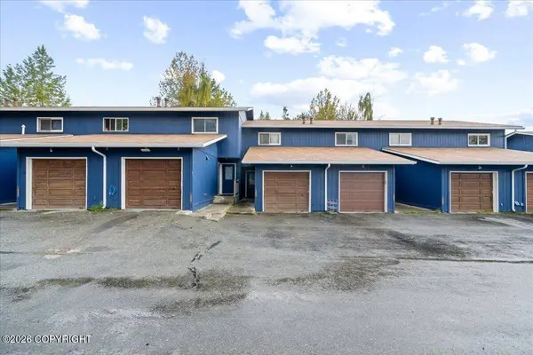 12249 Lake ST A5, Eagle River, AK 99577