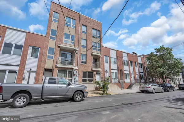 821 N 15TH ST #2, Philadelphia, PA 19130