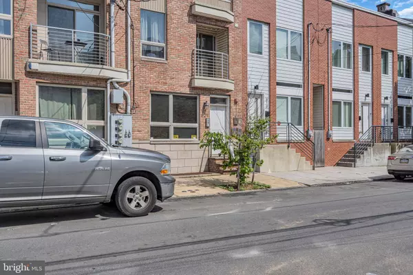 821 N 15TH ST #2, Philadelphia, PA 19130