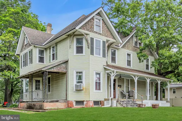121 UNION AVE, Stratford, NJ 08084
