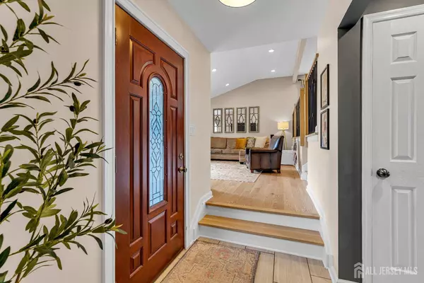 12 Tremblay RD, East Brunswick, NJ 08816