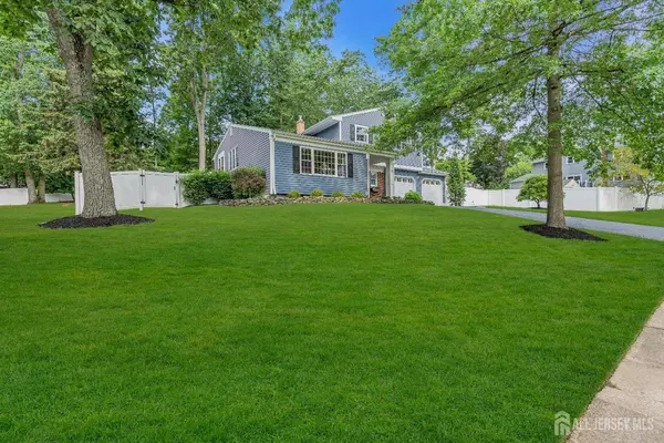 12 Tremblay RD, East Brunswick, NJ 08816