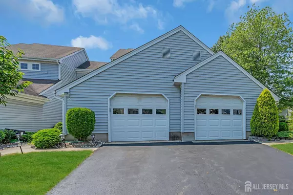 8-A Melborn DR, Monroe, NJ 08831