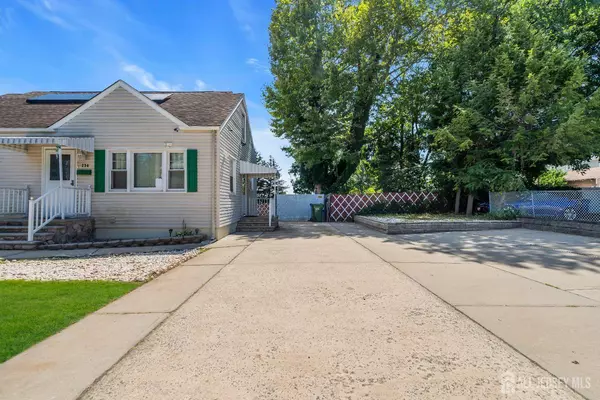 234 Washington RD, Sayreville, NJ 08872