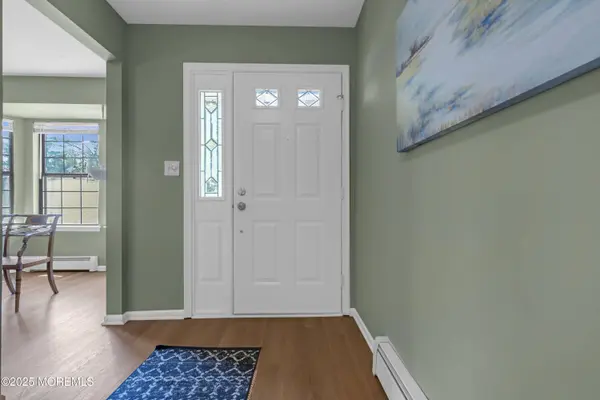 102 Murray Hill Terrace, Marlboro, NJ 07746