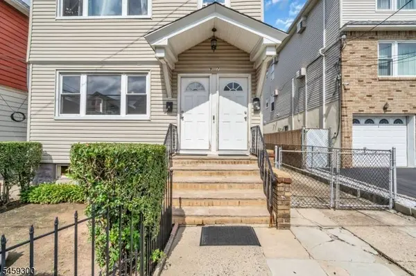 927 Meredith Ave, Elizabeth City, NJ 07202