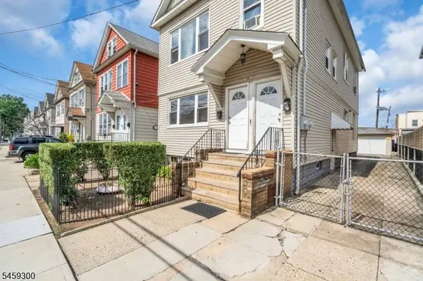 927 Meredith Ave, Elizabeth City, NJ 07202