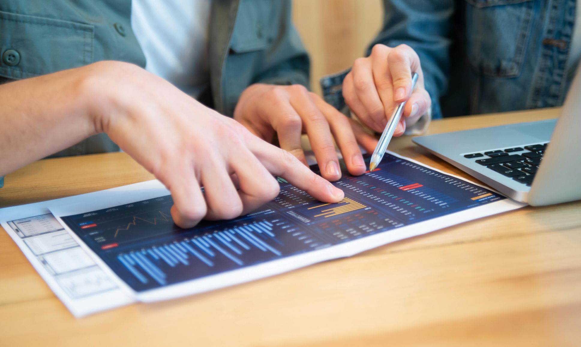 boulder real estate agent using technology and local market data to advise clients.