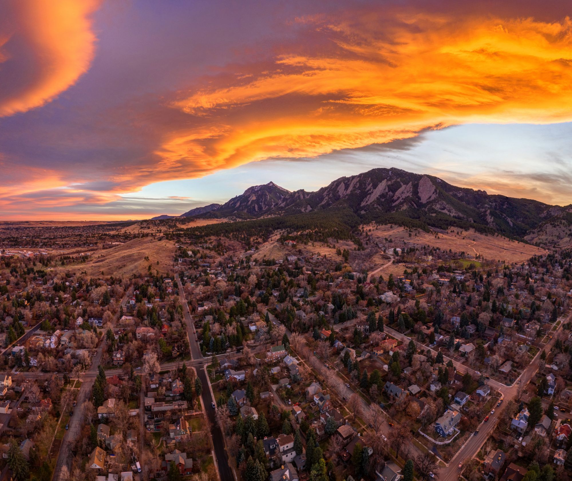 Sunset over Boulder, Colorado from a scenic foothills viewpoint.