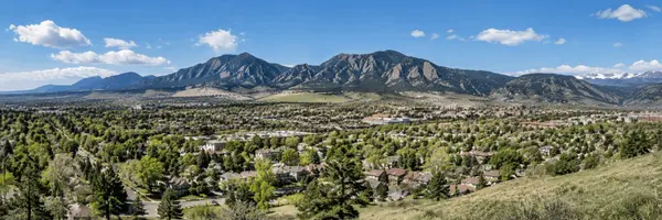 feature image of How Much Does It Cost to Sell a House in Boulder in 2026? Closing Costs Explained