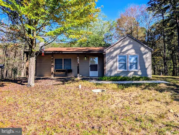 939 COLLINS RD, Artemas, PA 17211