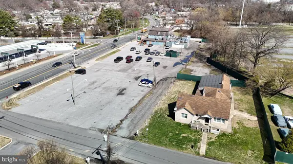 7 WOODLAND, Middle River, MD 21220