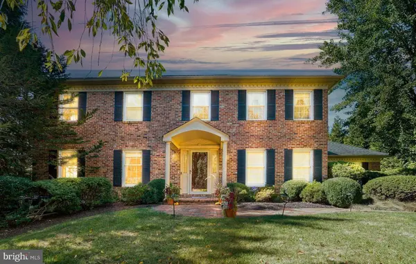 27 RAPHAEL RD, Hockessin, DE 19707