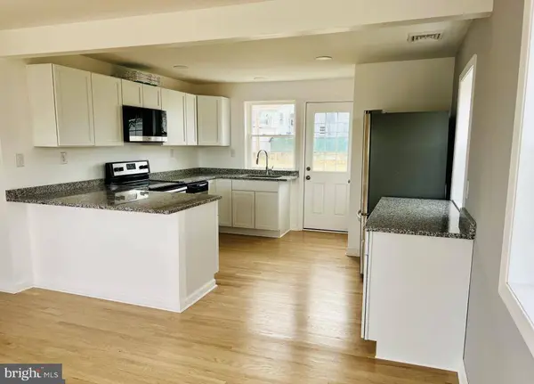 34 COMPASS RD, Middle River, MD 21220