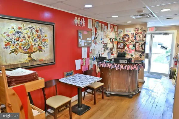 14 N MAIN ST, Shrewsbury, PA 17361