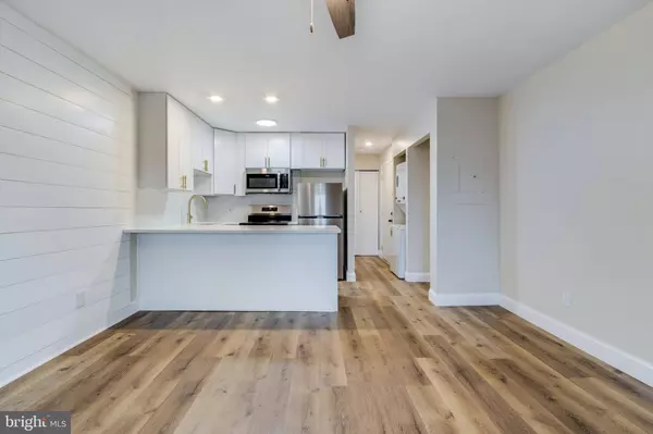 202 32ND ST #307, Ocean City, MD 21842