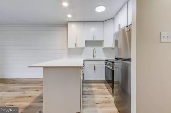 202 32ND ST #307, Ocean City, MD 21842