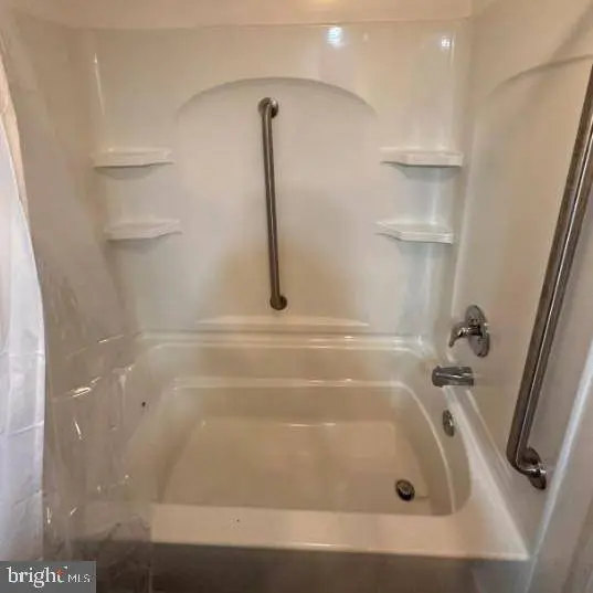 6130 CATCHPENNY RD, Quantico, MD 21856