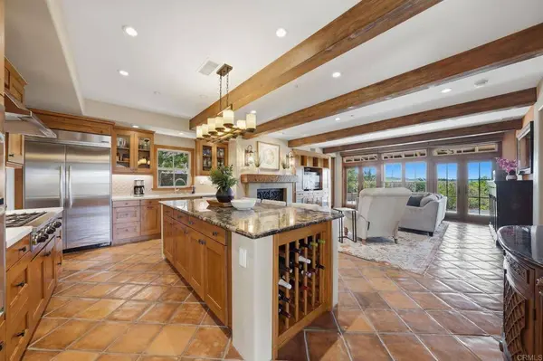 7929 Entrada De Luz E, San Diego, CA 92127