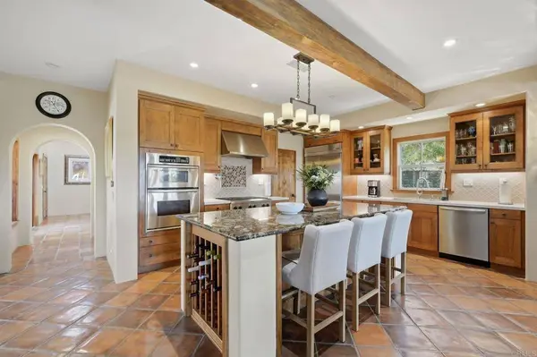 7929 Entrada De Luz E, San Diego, CA 92127