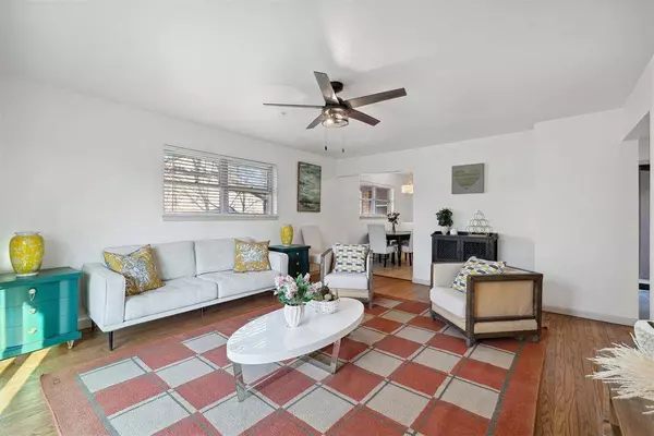 5612 NW 62nd ST, Warr Acres, OK 73122