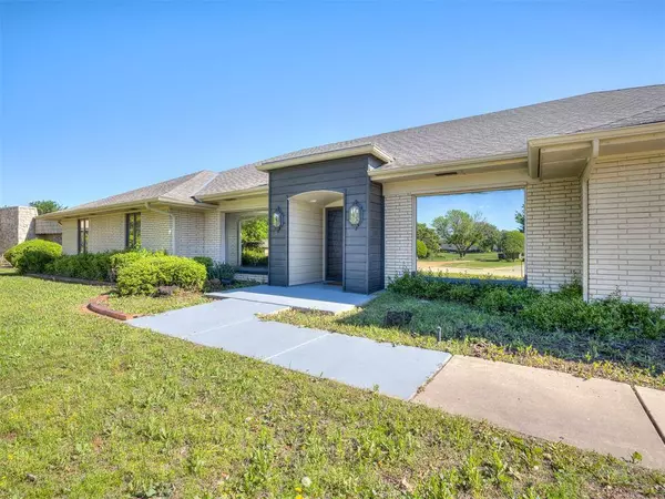 12924 Green Valley DR, Oklahoma City, OK 73120