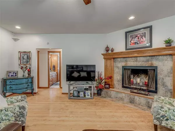 2630 NW 24th ST, Newcastle, OK 73065