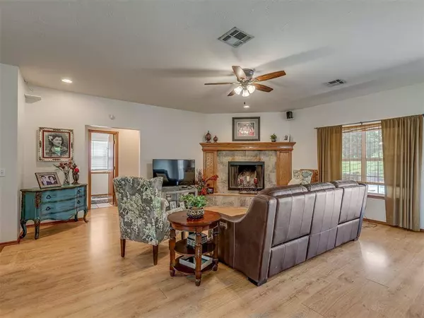 2630 NW 24th ST, Newcastle, OK 73065