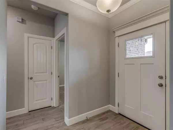 3713 Andrew CT, Norman, OK 73072