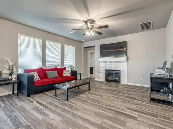 9337 SW 42nd ST, Oklahoma City, OK 73179