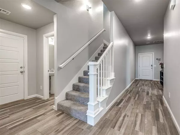 9337 SW 42nd ST, Oklahoma City, OK 73179