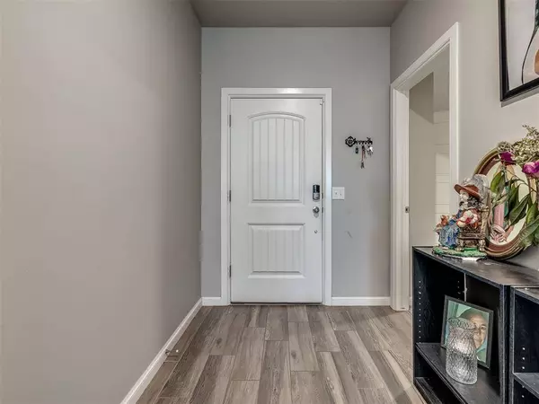 9337 SW 42nd ST, Oklahoma City, OK 73179