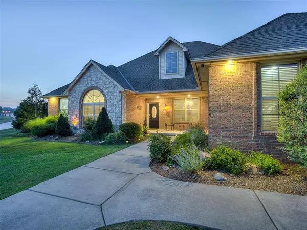 15301 SE 41st ST, Choctaw, OK 73020