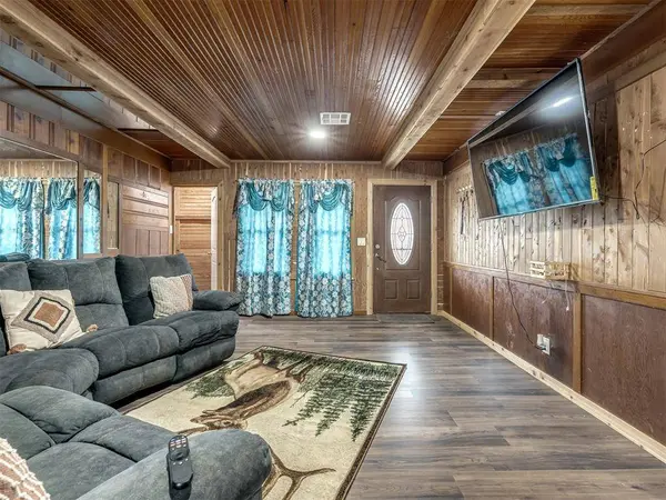 4028 NW 11th ST, Oklahoma City, OK 73107